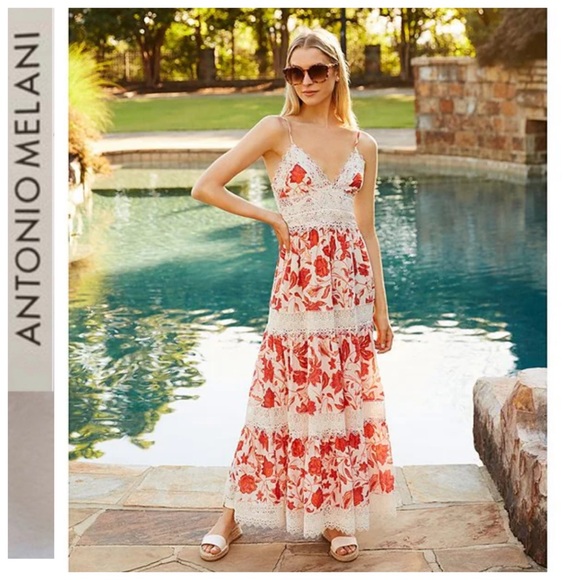 ANTONIO MELANI Dresses & Skirts - Antonio Melani Devon Floral V-Neck Dress